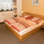 Apartmenthaus Weber *